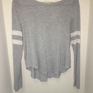 Flowy gray and white jersey stripe shirt